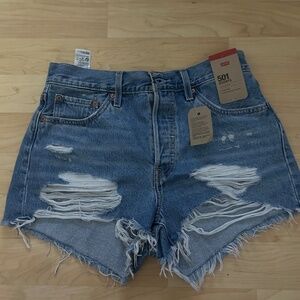 Levi’s women’s high rise shorts